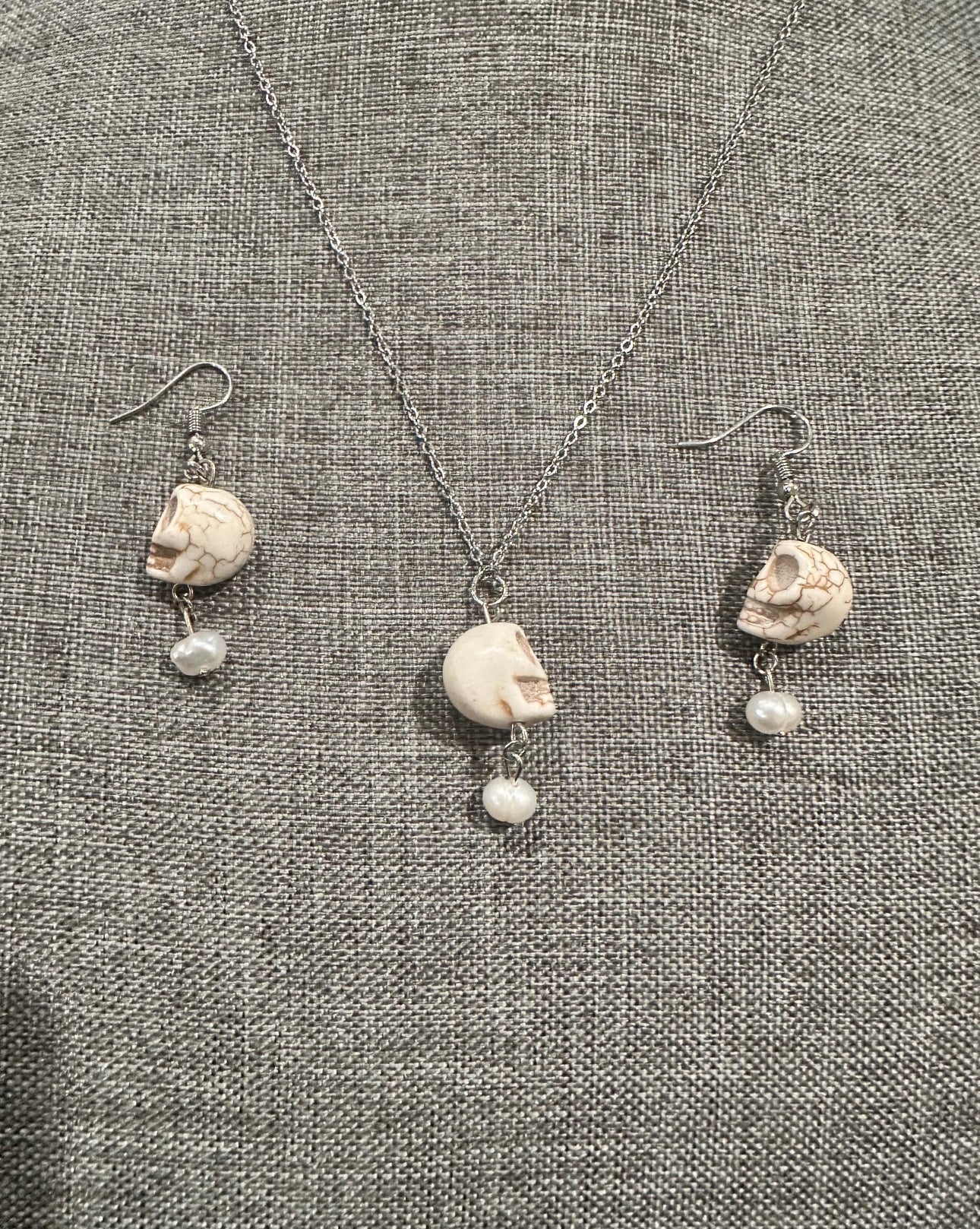 Pearls & Skulls Set – Bad to the Bone but Make It Classy