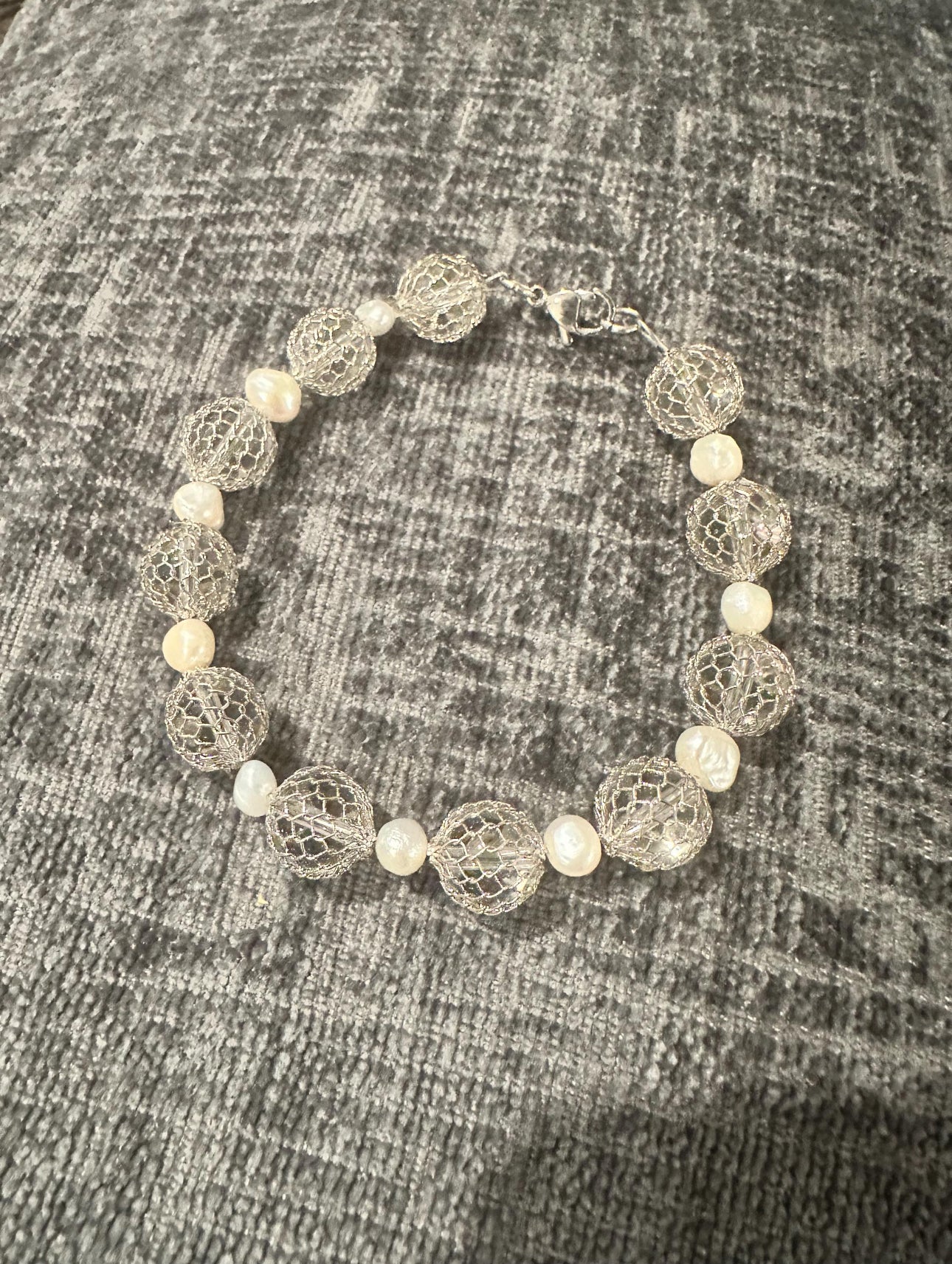 Freshwater Pearl & Silver Mesh Bracelet – Chunky Handmade Statement Jewelry